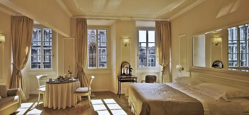 ** Aparthotel Granduomo Charming Accomodation Florence Italy